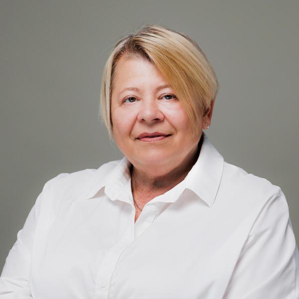 Dr. Sabine Hueckmann