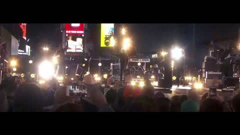Alicia Keys - Times Square Live