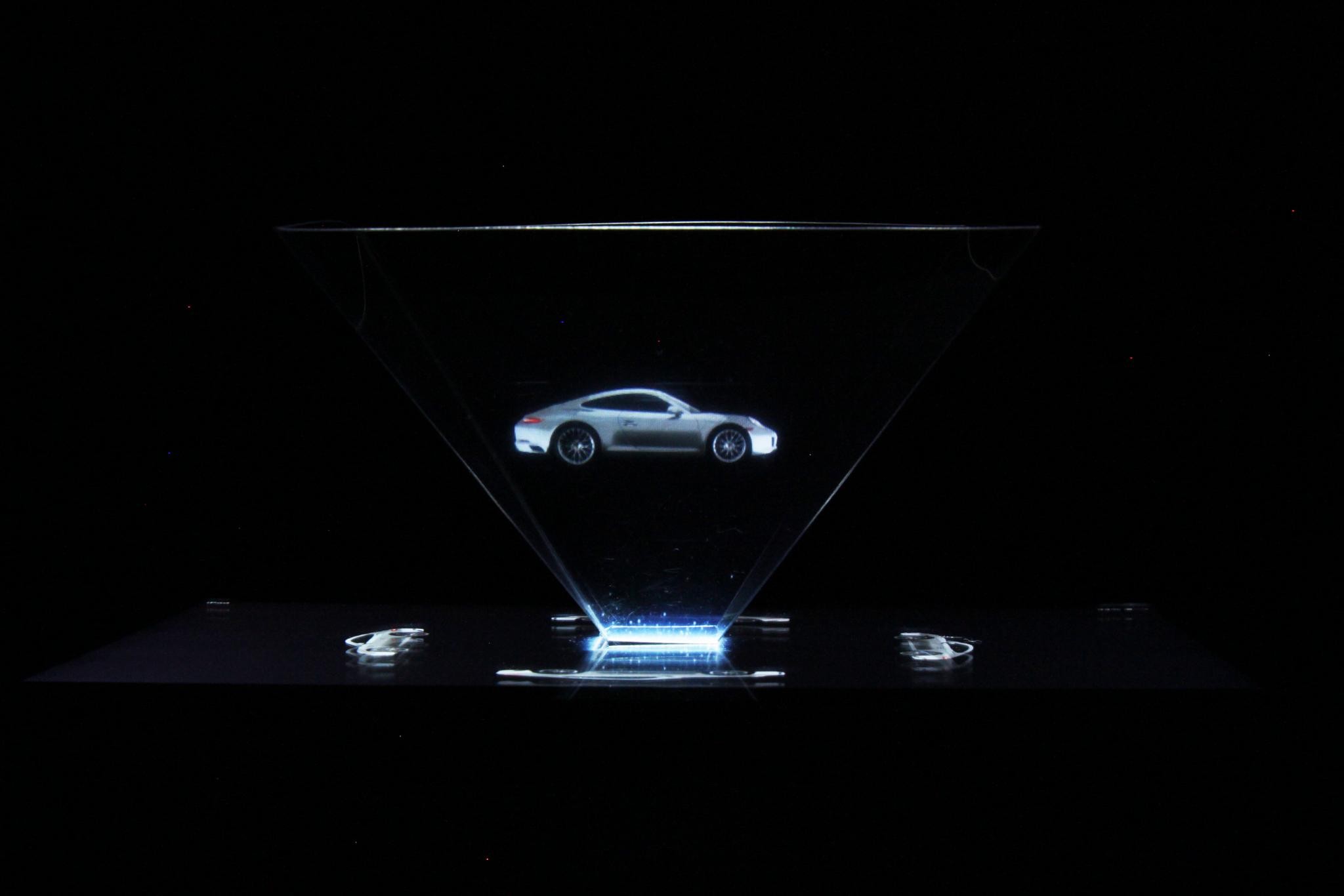 Porsche Legacy Hologram