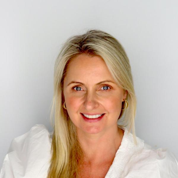Clíona Hayes 