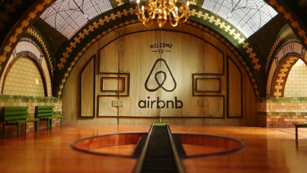 WELCOME TO AIRBNB