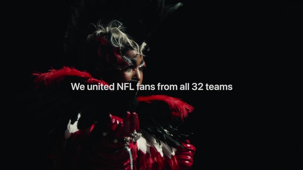 Apple Music Super Bowl Halftime Show - Rihanna "Stay" 
